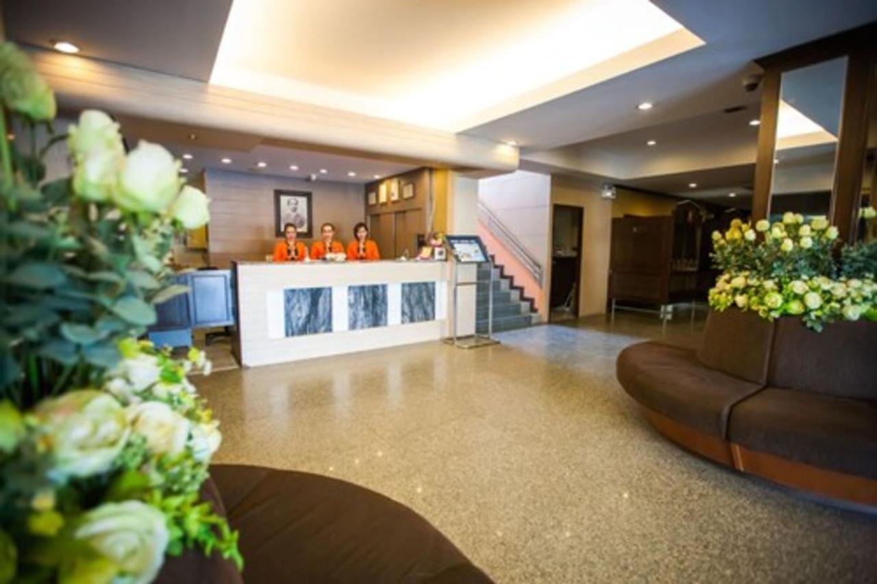 Rayong President Hotel Bagian luar foto