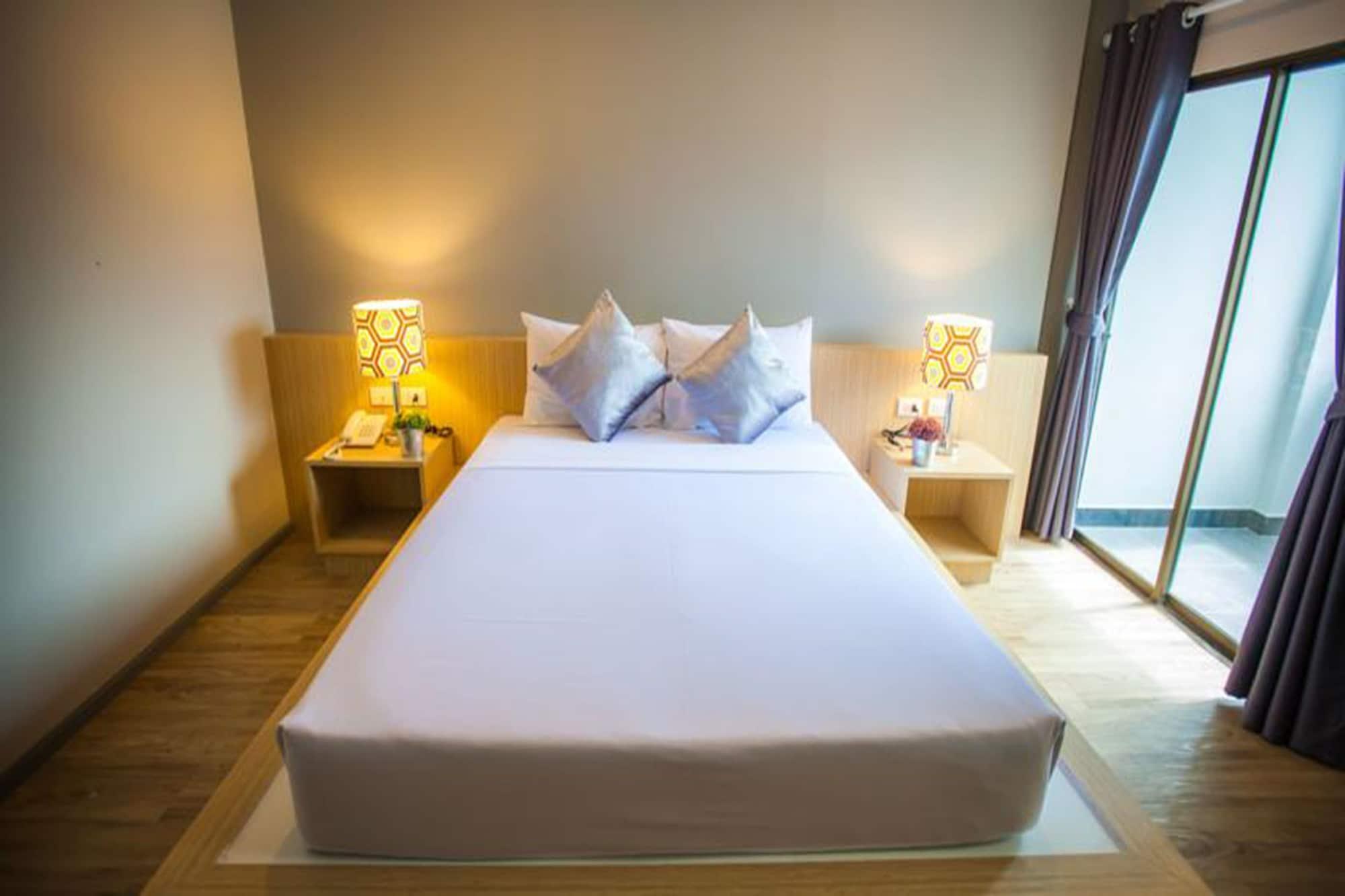 Rayong President Hotel Bagian luar foto