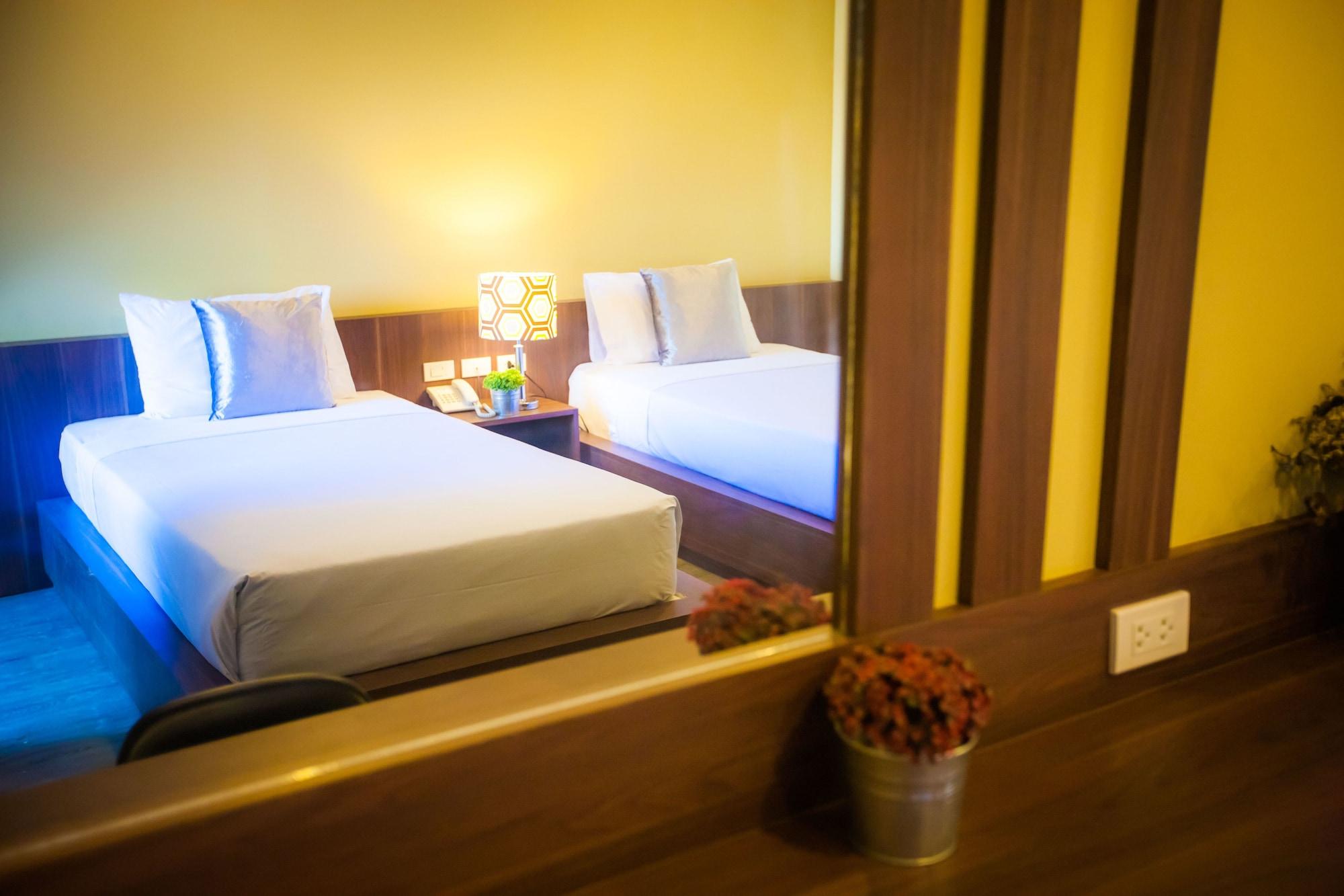 Rayong President Hotel Bagian luar foto