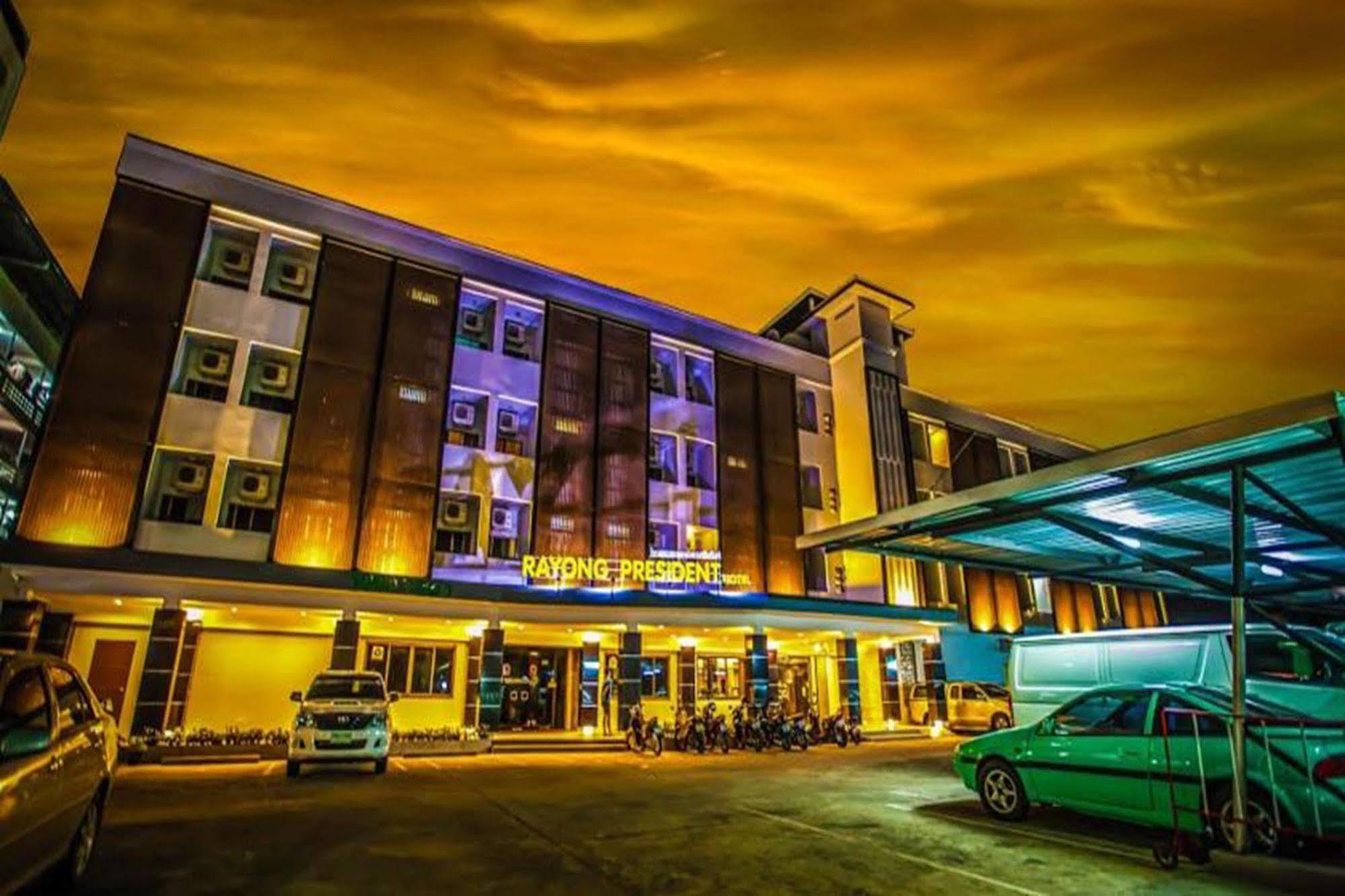 Rayong President Hotel Bagian luar foto